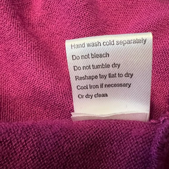 AVA SWEATER WRAP FUSCHIA SIZE MEDIUM - Picture 9 of 10